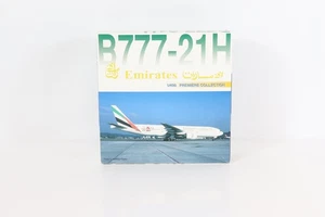 Dragon Wings 55113 1:400 Scale Emirates Boeing 777-21H "A6-EMF" - Picture 1 of 7