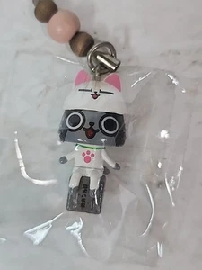 Monster Hunter 1" Negro Airou Palico Tokio Blanco Conjunto Figura Llavero Dije - Imagen 1 de 3