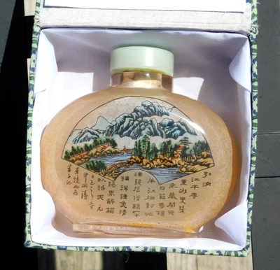 Botella de tabaco vintage china pintada a mano con tapa de caligrafía y jade 4" Foto 1 de 4