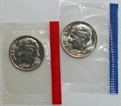 1987 P and D Roosevelt Dime 2 Coins from US Mint Set BU Cellos Ten Cents Two 10c Cover