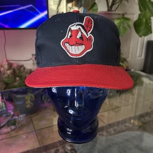 NWT Cleveland Indians Vintage Logo 7 Snapback Cap Hat With Pin - Picture 1 of 6