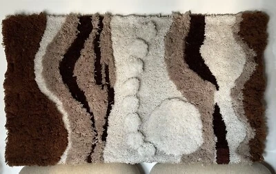 Alfombra peluda RYA vintage abstracta con acento op art enmarcada años 70 RYA Foto 1 de 4