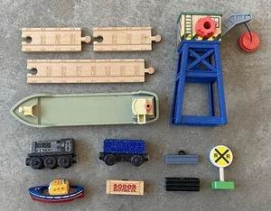Thomas & Friends Vicarstown DIESELWORKS Crane Port Cargo Boats Wooden Railway - Picture 1 of 20