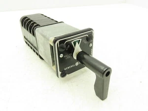 General Electric E4A32T1F1P1 SBM Switch Rotary Control 2 Position Stop/Start - Picture 1 of 9