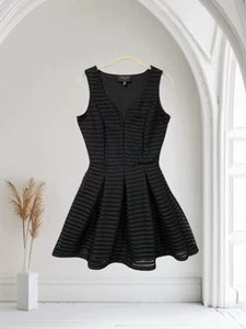 Romeo + Juliet Couture Mini Dress Women’s Size 6 Black Embroidered Fit & Flare - Picture 1 of 22