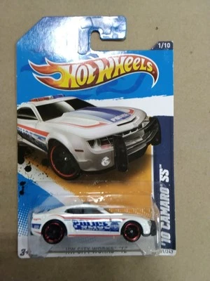 Hot Wheels HW City Works '12 (2011) White '10 Camaro SS Car 131/247 A27 - Image 1 of 4