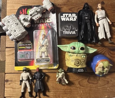 Lote de 10 bonecos Star Wars Magic 8Ball Micro Machines Kenner Hasbro Funko LEIA - Imagem 1 de 4