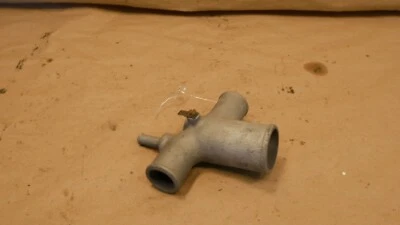 Unión de tubería de agua Ferrari 208 308 Mondial OEM PN 115248 Foto 1 de 4