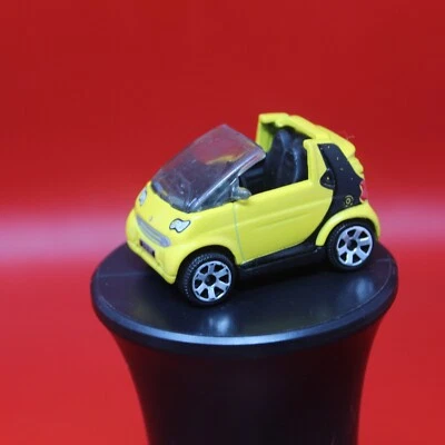 2007 Matchbox Smart Fortwo Coupe Yellow 1:52 Loose MBX Autobahn 5-Pack - Image 1 of 4
