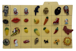 Lot of 28 Assorted Buttons Enamel Metal Nightmare Before Christmas - Picture 1 of 7