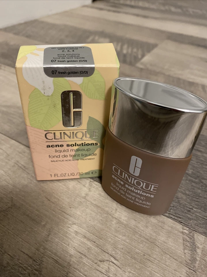Clinique Acne Solutions liquid makeup - 07 Fresh Golden (O/D) - Image 1 of 1