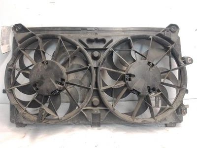Conjunto de motor de ventilador de refrigeración del radiador ventilador doble de 2007 Silverado 1500 12321762 Foto 1 de 4
