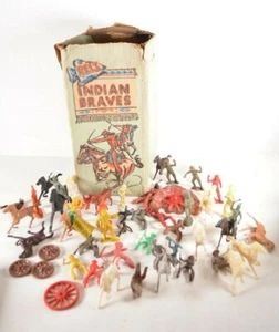 Lote de 45+ Figuras Vintage Indian Braves Vaquero Plastic Toy Corp Marx? Pirata - Imagen 1 de 12