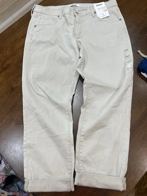 Womens Sonoma Girlfriend Mid Rise Capris 12R NWT  - Image 1 of 3