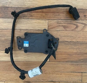 2018-2021 Toyota Tacoma Cruise Control Sensor with Wire #8821004010 - Picture 1 of 8