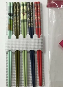 Chopsticks Classic Beautiful Print Design 9" Gift Set NEW Hospitable 5 Pair - Picture 1 of 4