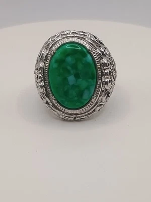 Anillo abatible piedra verde piedra negra vintage - flor tallada - Sarah Coventry - talla 9 Foto 1 de 4