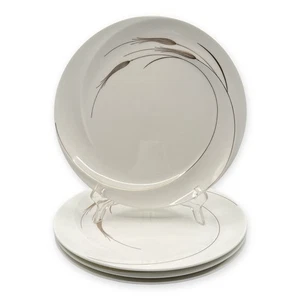 Wedgwood Serenity Dinner Plate White with Gold Wheat Bone China 4Pc Set 10-5/8 - Picture 1 of 8