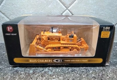 FIRST GEAR ALLIS CHALMERS HD-21 CRAWLER WITH BLADE & RIPPER 1:50 MODEL FREE SHIP - Image 1 of 4