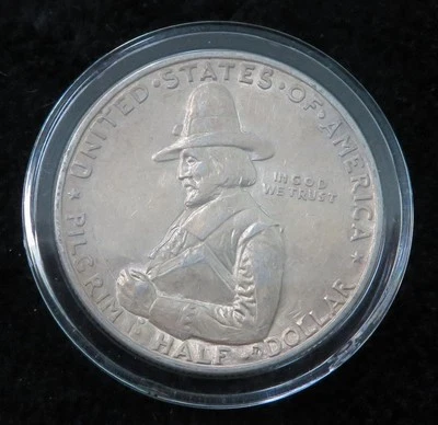 1920 Pilgrim Tercentenary Commemorative Half Dollar A672 - Image 1 of 2
