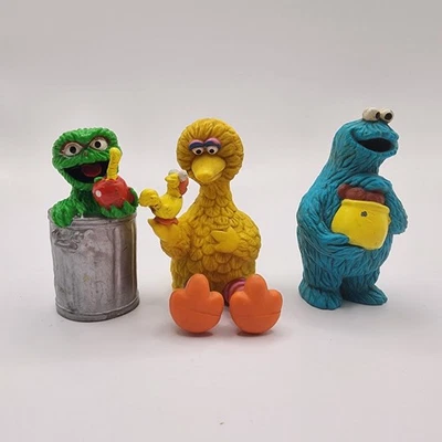Boneco de PVC vintage Sesame Street Big Bird Cookie Monster Grouch Muppets Applause - Imagem 1 de 4