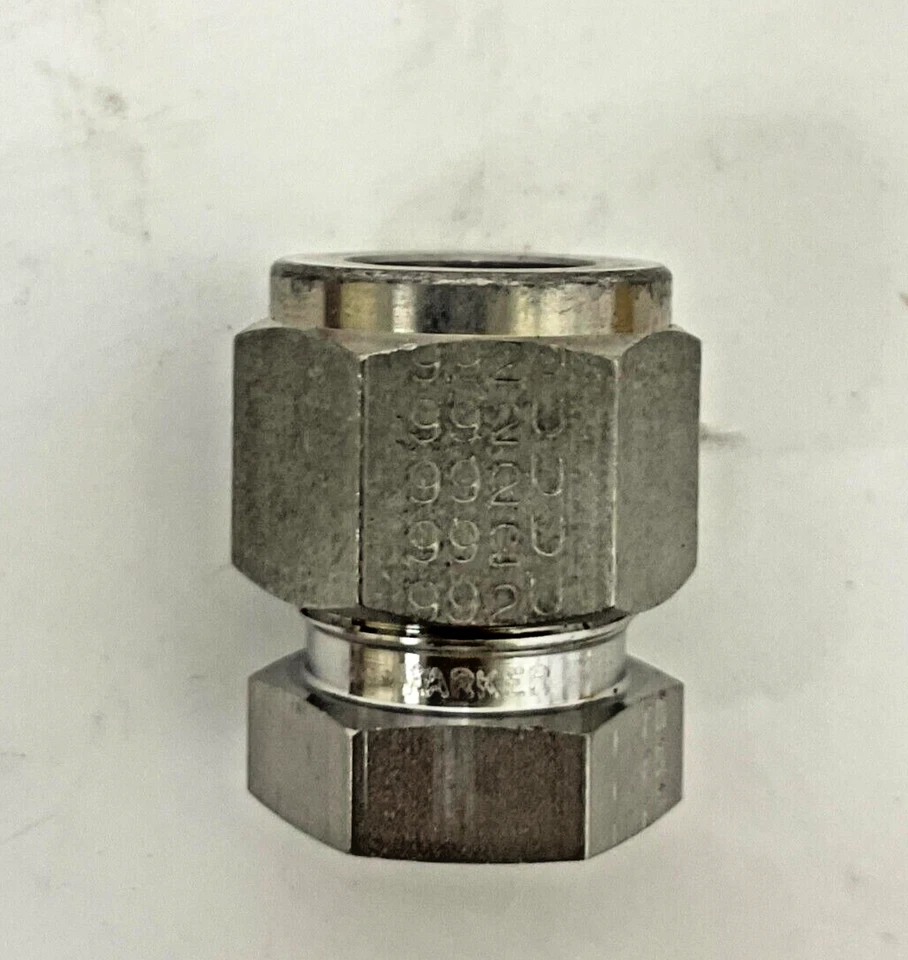 PARKER 8BLEN8-316 TAPPO GHIERA RACCORDO A COMPRESSIONE SS (2 PZ) - Immagine 1 di 4