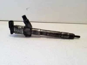 Mitsubishi Outlander 2012 Diesel fuel injector 1465A353 1kW VAL240843 - Picture 1 of 5