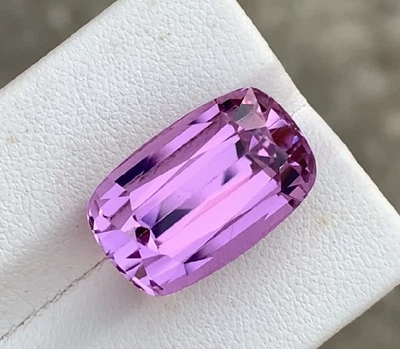 VVS 24 Ct Natural Deep Pink Kunzite Gemstone Cushion Cut From Afghanistan - Image 1 of 4