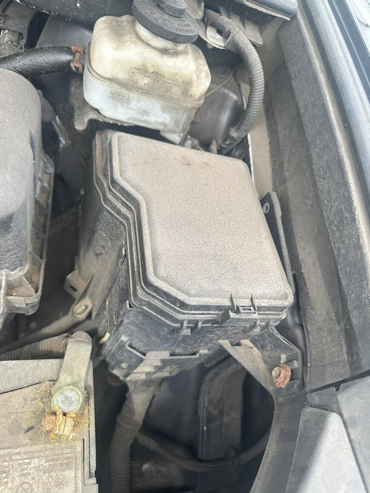 Caja de fusibles motor TOYOTA HIGHLANDER 11 12 13 Foto 1 de 1