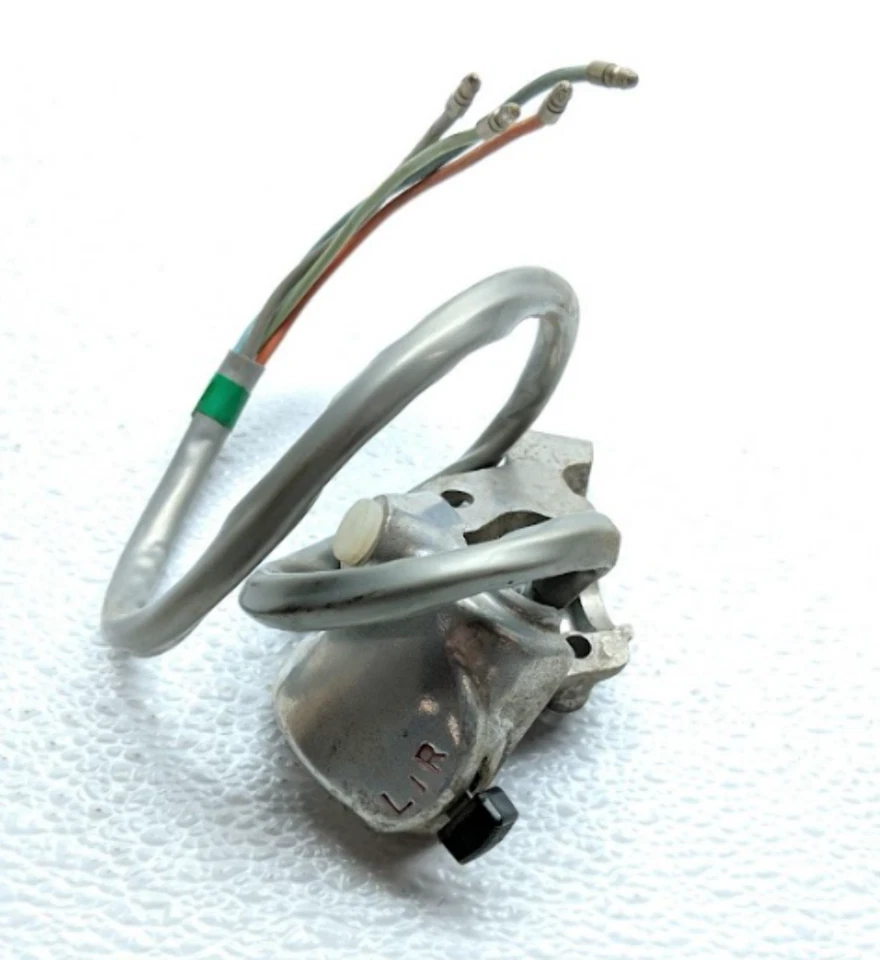 1969-1979 Honda CT90 NOS OEM поворотник гудок переключатель 35300-102-000 - Изображение 1 из 3