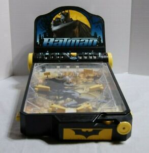 Batman Begins Tabletop Pinball Machine Arcade Game 2004 DC Comics Funrise Toys