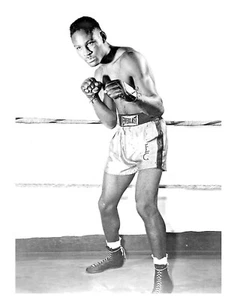 Leggenda della boxe Ezzard Charles foto 8x10 - Foto 1 di 2