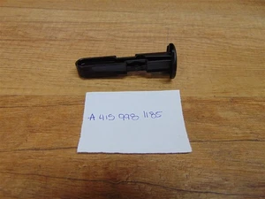 Radiator Upper Dowel Genuine Mercedes 415 - A4159981185 - Picture 1 of 1