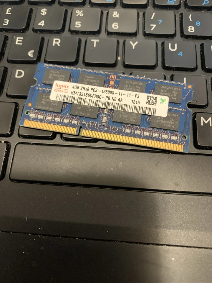 HYNIX 4GB 2RX8 PC3 12800S 11-11-F3 HMT351S6CFR8C-PB N0 AA - Immagine 1 di 1