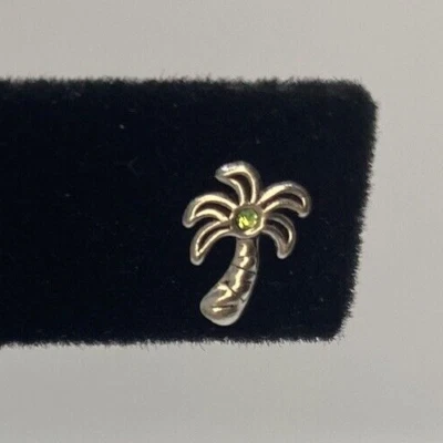 Aretes de plata esterlina con centro de cristal verde para mujer adolescente divertido Foto 1 de 4