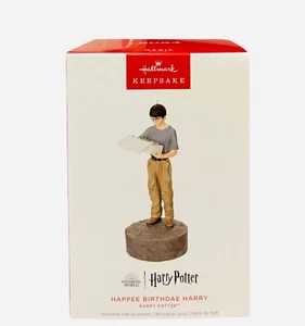 Hallmark Keepsake 2024 Harry Potter Happee Birthdae Harry adorno nuevo en caja - Imagen 1 de 1