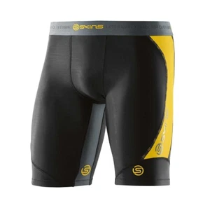 BARGAIN || SKINS DNAMIC MENS COMPRESSION HALF TIGHTS - BLACK / CITRON - Picture 1 of 2