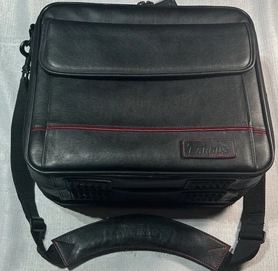TARGUS Multi-Pocket Laptop Carrying Case/Bag W/Shoulder Strap-Model #CUN1 BlkRed - Image 1 of 4