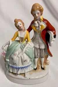 Vintage Made Hand Painted Japan Porcelain Figurine Statue Colonial Couple 5.5" H - Picture 1 of 6