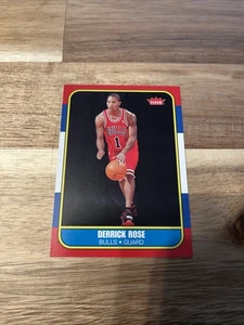 2008 Fleer DERRICK ROSE Rookie 86 Fleer Retro Look Mint!! - Picture 1 of 3