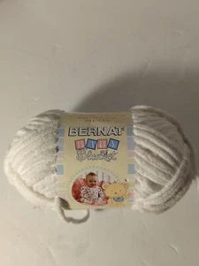 Bernat Babydecke Garn, 3,5 Unzen, super sperrig 6 Stärke - weiß - einzelne Kugel - Bild 1 von 5