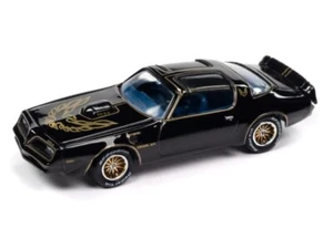 PONTIAC Firebird T/A - 1977 - black / gold - Johnny Lightning 1:64