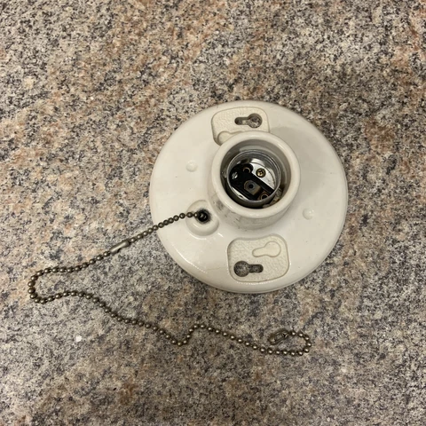 Vintage Leviton Porcelain Round Pull-Chain Light Bulb Socket 4 1/2" Cover