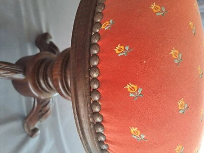 tabouret de piano à vis ancien, assise refaite entièrement par tapissier. - Photo 1/2