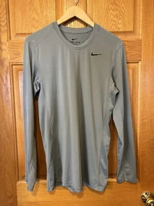 AH75 Nike Gris Leyenda Dri-Fit Mangas Largas Entrenamiento Camisa Atlética Para Hombre Pequeña - Imagen 1 de 3