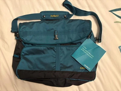 Antler laptop bag Cross Body / Shoulder Messenger Laptop Cabin Luggage - BNWT - Image 1 of 4