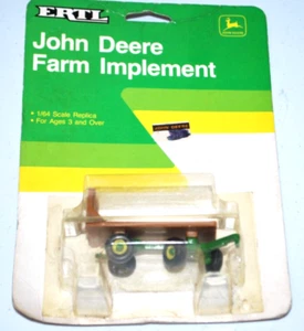 Vintage 1986 ERTL John Deere Hay Rack Diecast 1/64 scale NOS. - Picture 1 of 5