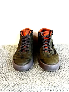 NIKE Lebron x NSW Lifestyle Men’s Leather Gum Olive Green Sz 10.5 604826 300 - Picture 1 of 5