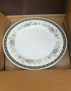 Vintage Floral Pattern Mikasa Bone China Diplomat 20 Piece Starter Set NiB - Picture 1 of 7
