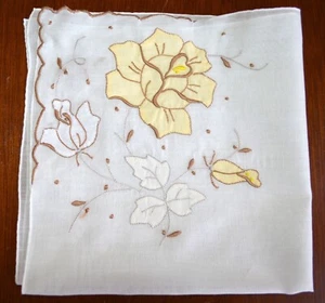 VINTAGE HANKIE MADEIRA HAND EMBROIDERED BROWNS YELLOWS APPLIQUE ROSES HAND ROLL - Picture 1 of 4